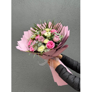 15 RENKLİ GÜL BUKETİ